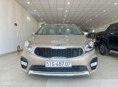 Màu xám, xe nhập giá hữu nghị