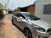 Bán xe Kia Rondo chính chủ đời 2016