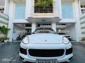 Xe nhập khẩu nguyên chiếc  