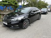 Xe gia đình đi giữ gìn