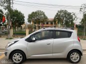 Xe màu bạc