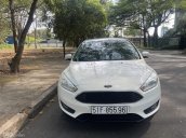 Phụ kiện đi kèm: Phim cách nhiệt, ghế da, lót sàn
