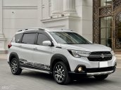 Xe nhập khẩu, màu trắng, máy xăng, số tự động, đã đi 9.000 km