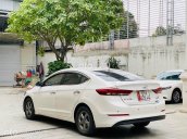 Hyundai Elantra 2017 số sàn
