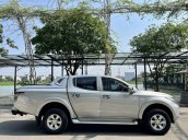 Mitsubishi Triton 2019 số tự động