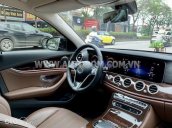 Mercedes-Benz E200 2022 tại Hà Nội