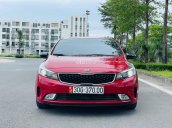 Màu đỏ, biển Hà Nội rất mới