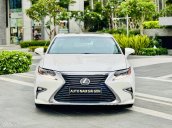 Xe công ty xuất hóa đơn