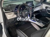 cần bán toyota veloz nguyên bản, đã dán fiml