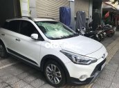 Xe Huyndai i20 màu trắng số tự động