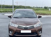 Xe màu nâu, nội thất kem