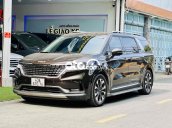 Kia Carnival Premium 8 chổ máy dầu sx 2022