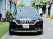 Kia Carnival Premium 8 chổ máy dầu sx 2022