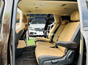 Kia Carnival Premium 8 chổ máy dầu sx 2022