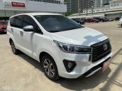 Toyota Innova 2022