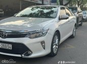 Toyota Camry 2018 tại Hà Nội