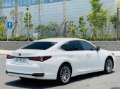 Lexus ES 250 2022 tại Hà Nội