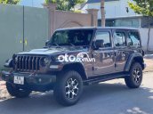 Bán gấp xe Jeep Wrangler rubicon còn bảo hành hãng