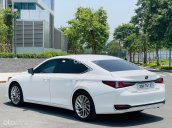 Lexus ES 250 2022 tại Hà Nội