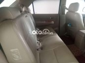 Xe Toyota Fortuner 2010mau bạc