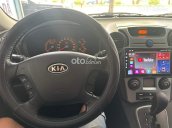 Kia Carens 2010 số tự động