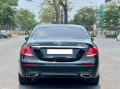 Mercedes-Benz E300 2020 tại Hà Nội