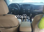 Pajero 3.0 MT 2 cầu bản 7 chỗ đời 2011 màu đen