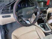 Hyundai Elantra 2019 số tự động tại Đồng Nai