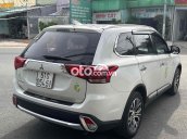 Mitsubishi Outlander 2019 số tự động êm ái