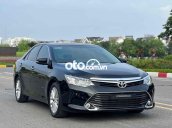 Toyota Camry 2.0 2017 màu đen tự động