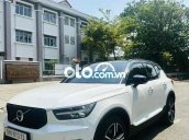 XC40 chất xe mới cứng, giá cạnh tranh