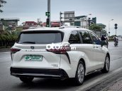 Toyota Sienna Plantinum Hybrid 2021