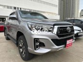Toyota Hilux 2.8 2 cầu bán tải hãng 176 hạng mục