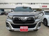 Toyota Hilux 2.8 2 cầu bán tải hãng 176 hạng mục