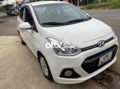 CẦN BÁN XE HUYNDAI I10 màu trắng