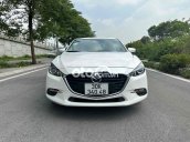 gia dình bán mazda 3 sx2019