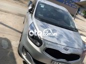 Bán xe kia rondo 2016