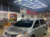 cần bán toyota sienna 3.5 xăng