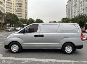 Hyundai Grand Starex 2.5 MT tải van 3 chỗ