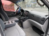 Hyundai Grand Starex 2.5 MT tải van 3 chỗ