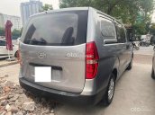 Hyundai Starex tải van 6 chỗ,670kg sản xuất 2017 màu Bạc