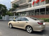 Cần Bán Toyota Camry 2.5Q màu vàng cát sx 2017 tên tư nhân xe đẹp