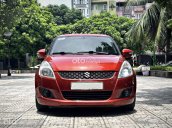 Màu đỏ cam, xe đẹp xuất sắc, biển phố