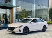 Xe sẵn đủ màu giao ngay