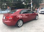 KIA Forte màu đỏ cần bán gấp