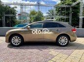 TOYOTA VENZA 2.7, model 2010, nhập MỸ, xe gia đình