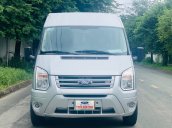 Transit van 6 chỗ chuyên chở hàng