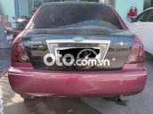 Ford gia đình kẹt cần ra đi