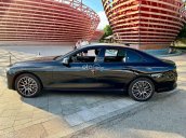 Bán xe Lux A base chính chủ chạy 9400 km như mới !