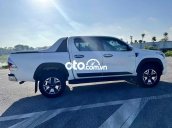 Cần bán gấp Hilux G tự động 2 cầu Sx 2018 bao đẹp
